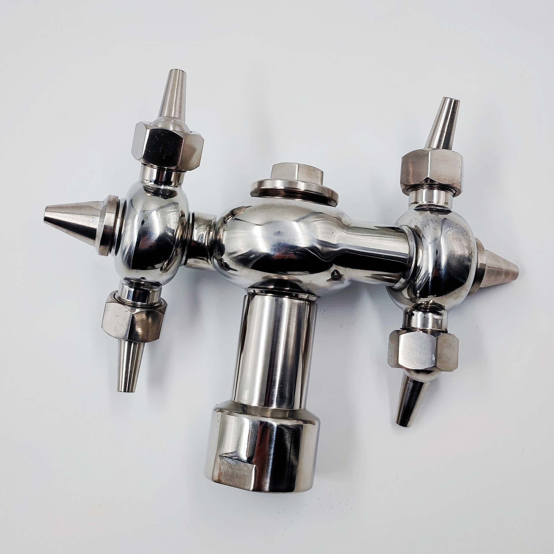 DN25内螺纹牛角洗罐器万向型清洗器材质304 喷嘴 刷罐器价格优惠