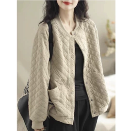 大码连衣裙;大码衬衫;大码牛仔裤