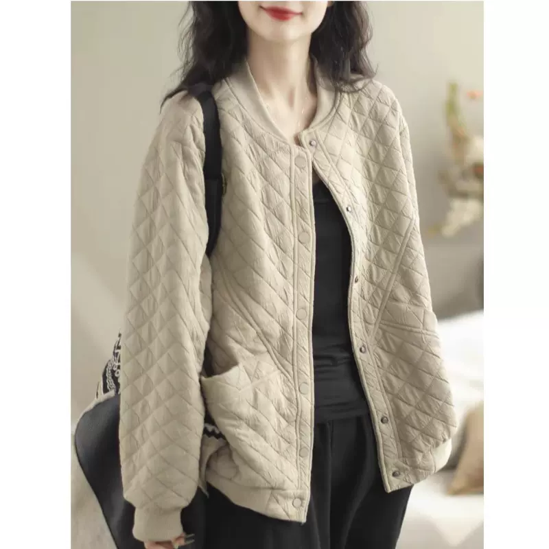 2025年秋季新款文艺宽松大码女装胖MM显瘦菱格棒球服轻薄夹棉外套