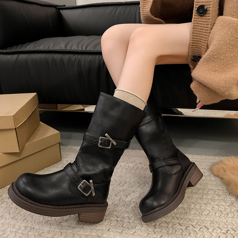 复古百搭瘦瘦中筒骑士靴女2025新款秋冬棕色直筒不过膝长筒长靴子