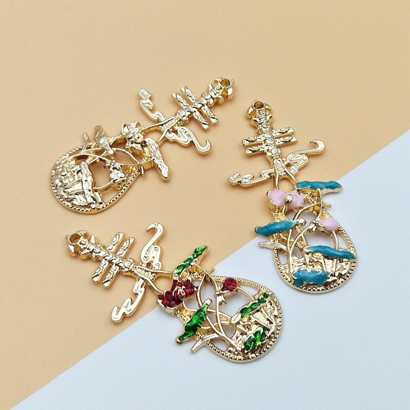 Alloy electroplated high-gloss oil-dripping lotus cloud pattern pipa accessories, ancient style DIY Hanfu cheongsam Chinese-style necklace jewelry