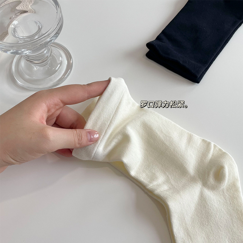 Four Seasons Socks Women's College Style Joker Girl Sense White Socks Little Red Book Recommended Zhuji Socks Wholesale