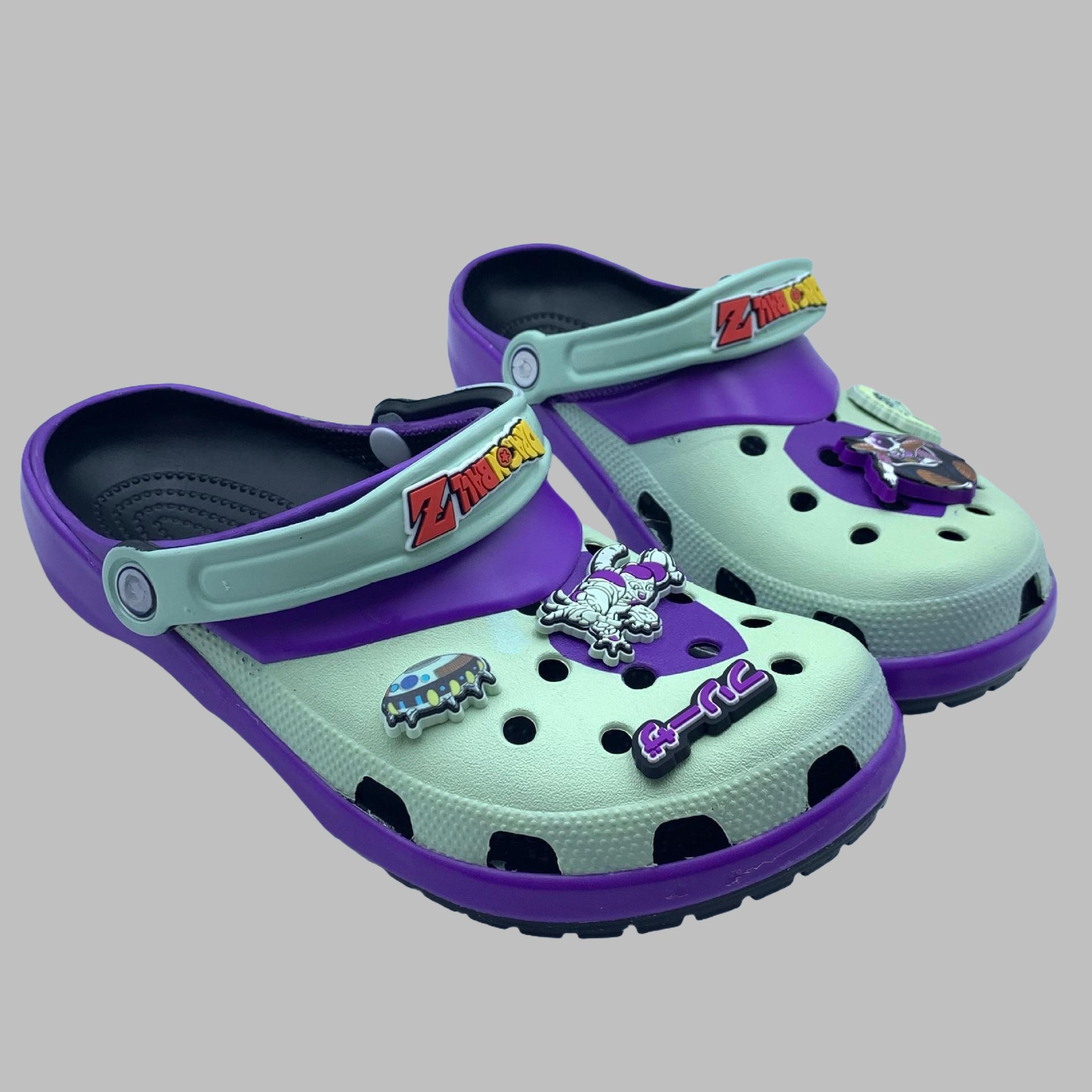 Cruz pantalones de cinturón pequeño hombre amarillo gafas agujero zapatos padres-hijos zapatos ladrones de la abuela de playa zapatillas frías al por mayor