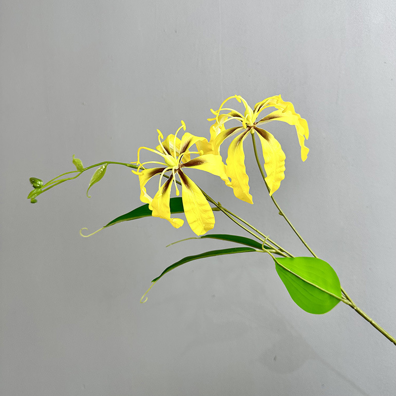Artificial Flame Lily Nordic Style Home Decor For Wedding Flower_voghion.com