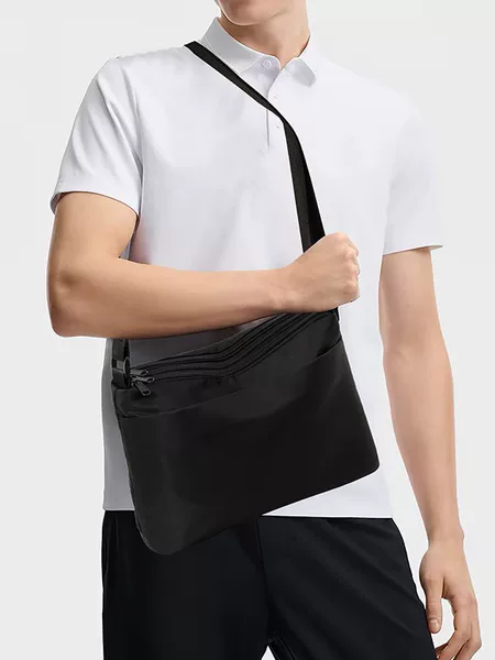 New cross-border trendy small square crossbody bag, casual travel shoulder bag, men's style, portable phone bag for everyday use