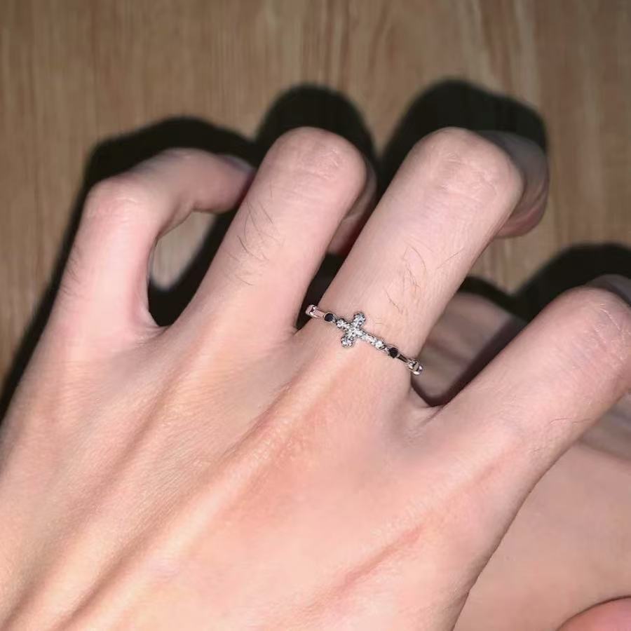 Cross-Shaped Open Ring for Women, Light Luxury, High-End Feel, Niche Design, Exquisite Plain Band, Index Finger Ring
