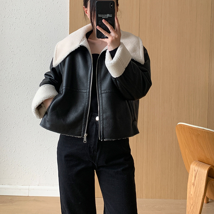 Women's Clothing High end atmospheric leather jacket for women, short loose motorcycle jacket, autumn style, stylish lamb fur all in one_voghion.com