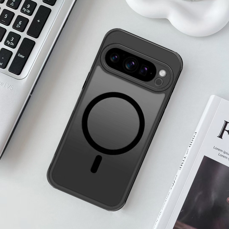 Black shell with magnetic suction