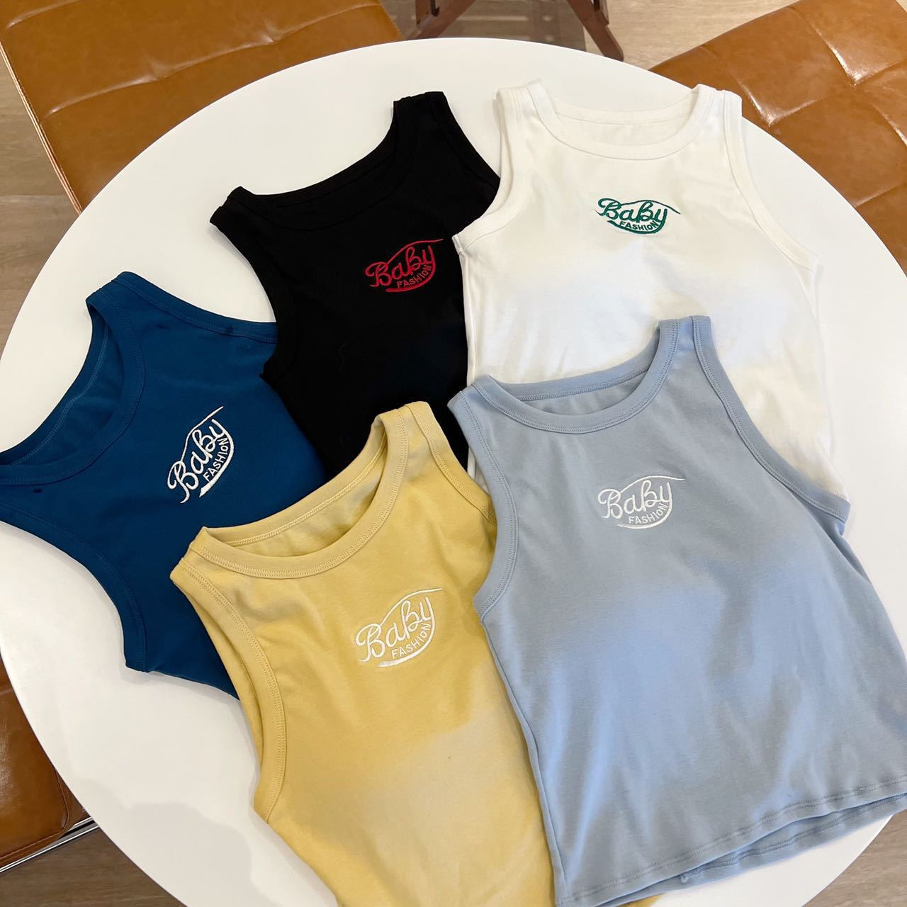 Fenafu moda blanco carta deportes todo fósforo chaleco ropa de trabajo estilo Sling mujer desgaste interior desgaste exterior superior