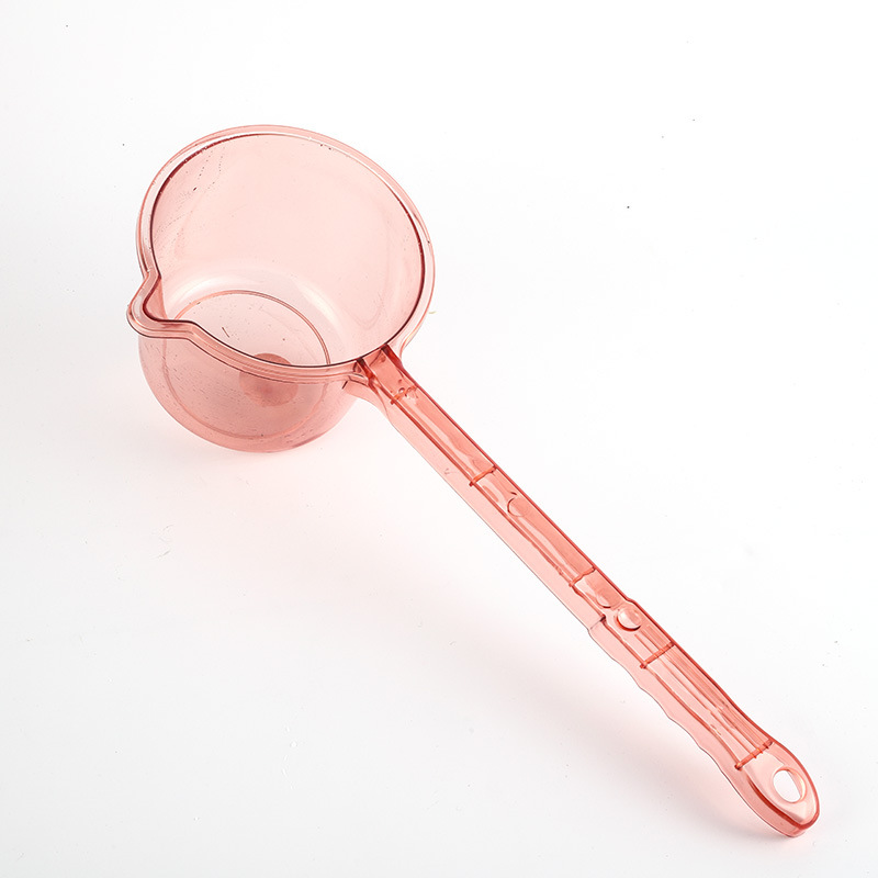 Cucharón de agua de cristal transparente con mango largo PET grueso, para lavar verduras y regar, diseño simple de color sólido.