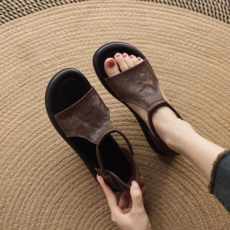 Sandalias francesas con suela plana para mujeres de verano para viajar versátil no se cansa pies retro dedos descubiertos zapatos casuales romanos con suela gruesa