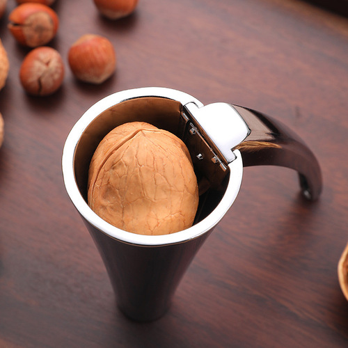 Large hazelnut clamp walnut clamp household nut clamp tool household peeling clamp hazelnut pecan sheller