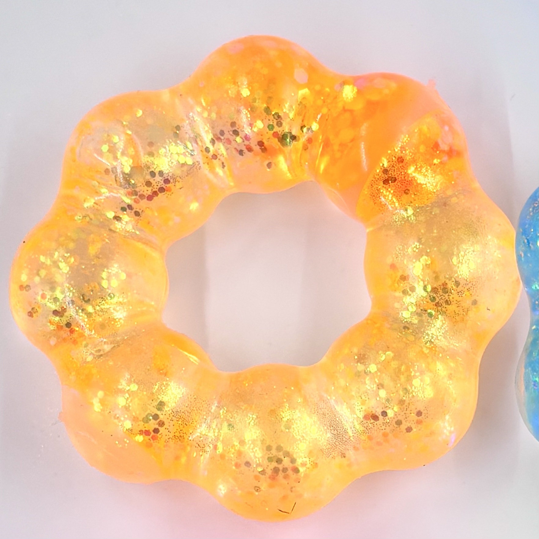 Juguete blando de maltaosa con forma de copo de nieve transfronterizo, similar a Needoh, juguete de alivio de estrés de rebote lento.