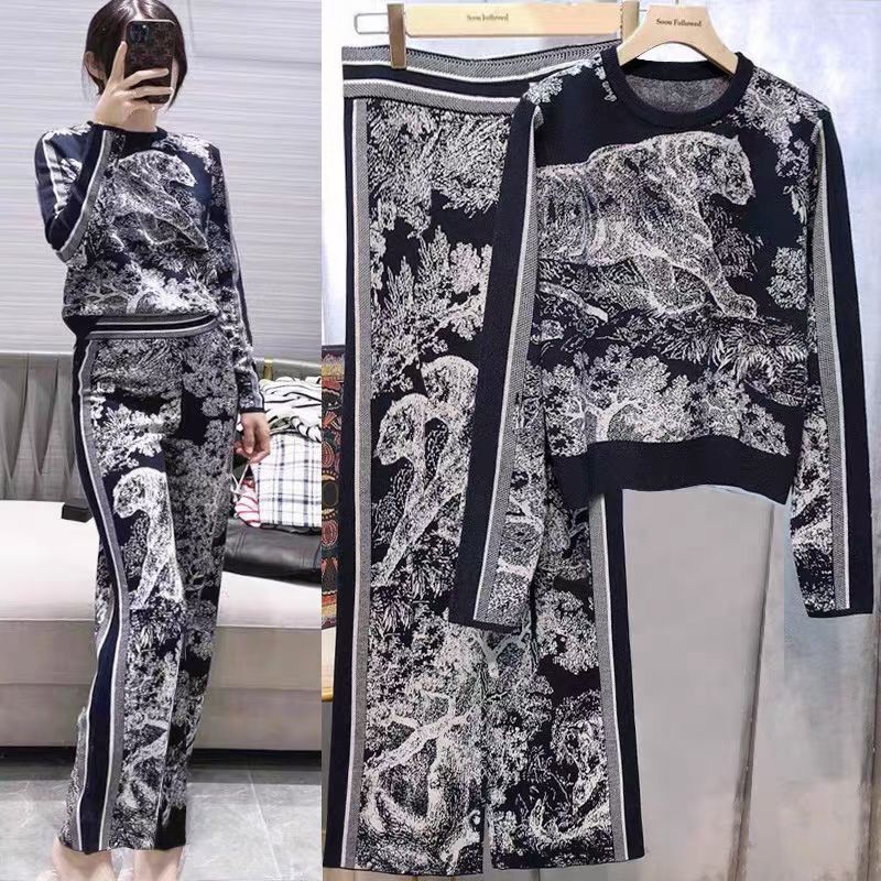 Damenbekleidung Modischer Anzug mit hoher Taille, bedruckter Hose mit weitem Bein, gerade geschnittene, schmale Hose, zweiteiliges Set, Tiger-Jacquard-Strickpullover_voghion.com
