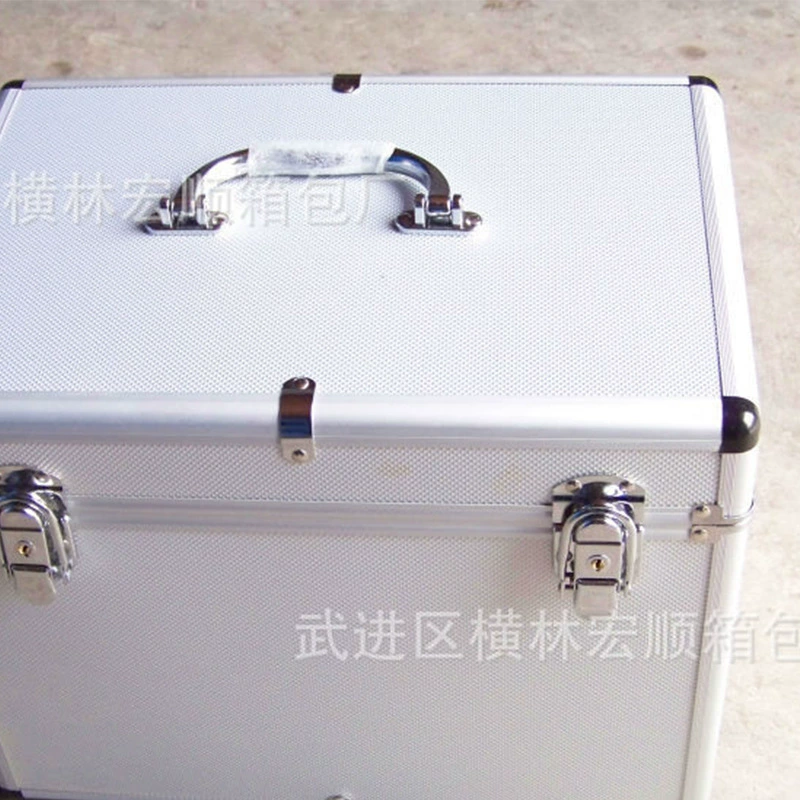 Изготовление различных кейсов для инструментов, алюминиевых кейсов, ящиков для инструментов, транспортировочных кейсов, кейсов для приборов.