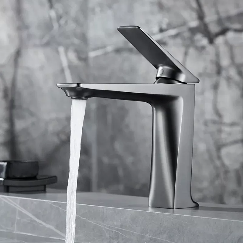 Foreign trade hot selling bathroom pots high -quality hot and hot pull -up guns ash metal under the basin wash pool water faucet