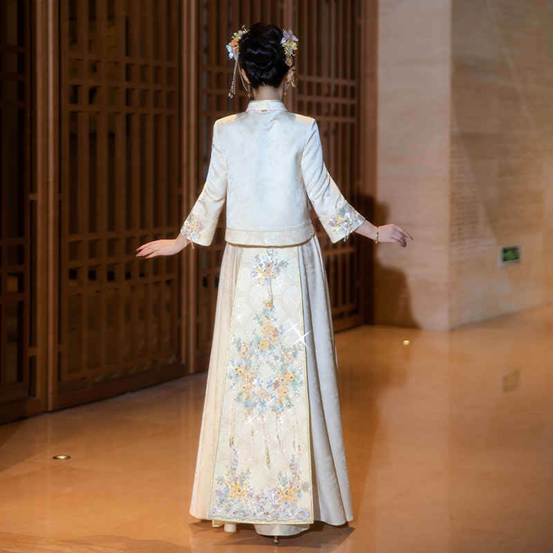 香槟色新娘敬酒服2025新款春季中式订婚旗袍晚礼服裙高级感主持人|undefined
