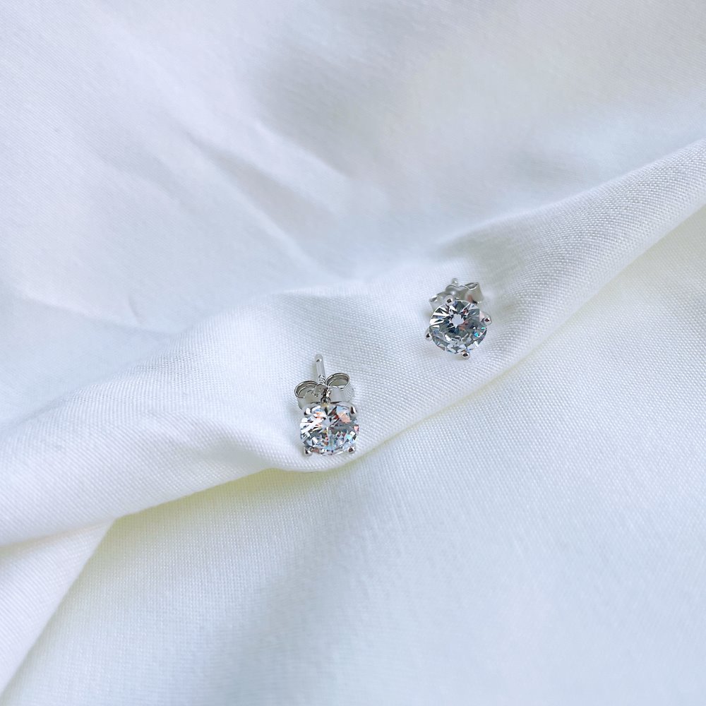 Fashion Geometric Sterling Silver Inlaid Zircon Ear Studs 1 Pair