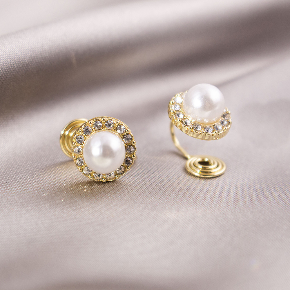 Lujo ligero, incienso pequeño, placa de incienso para mosquitos, pinzas para las orejas, pendientes de nicho para mujeres sin orejas perforadas, pendientes simples, compactas y versátiles de Yiwu al por mayor