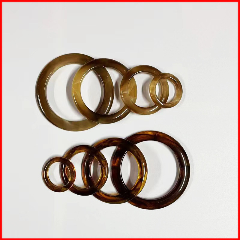 Spot Resin Circle Circle Brown Beige Clothing Accessories Resin Circle Circle Female Student Swimsuit Adjustment Buckle Spot Resin Circle Circle Brown Beige Clothing Accessories Resin Circle Circle Female Student Swimsuit Adjustment Buckle