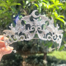 �羳�F�����԰l�����������Ͻ�ʹ��f�}���Ɍ�cosplay����^�