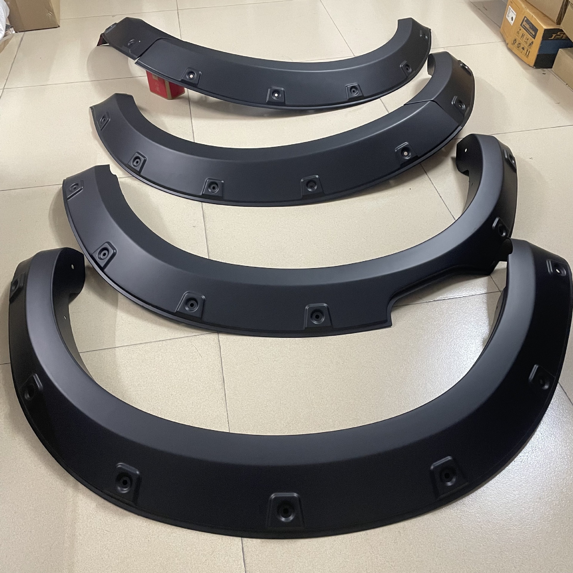 Suitable for Isuzu D-Max Lingtuo Widened Off-Road Wheel Arches, Mudguard Modification Decorative Parts, Wide Body