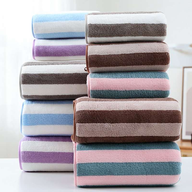 넓은 줄무늬와 혼합