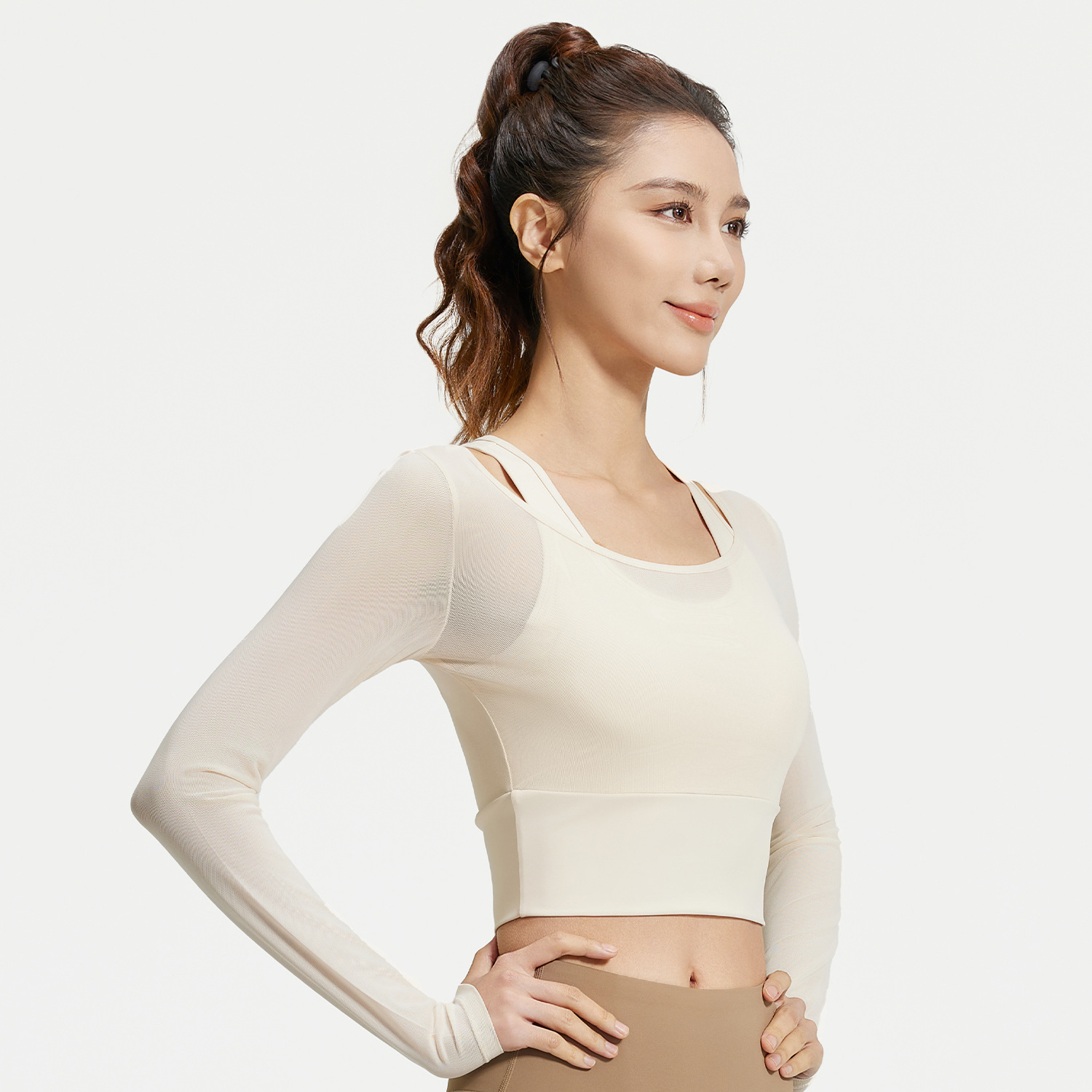 Ju Yi Tang tela falsa de dos piezas ropa de yoga de manga larga con cojín de pecho ropa deportiva de acondicionamiento físico chaqueta de verano para mujeres