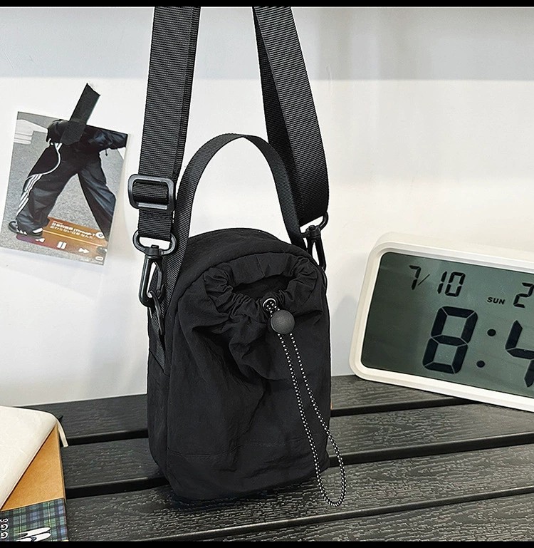 Transfronterizos al aire libre caminata ligera bolsa portátil bolso de cintura de campamento bolso de botella de hombro para escalar montaña