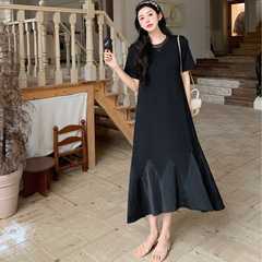 53111 # 夏の新製品/黒い魚の尾のスカートの丸首の中の長いワンピースの女性のゆったりしているハスの葉の縁のスカート