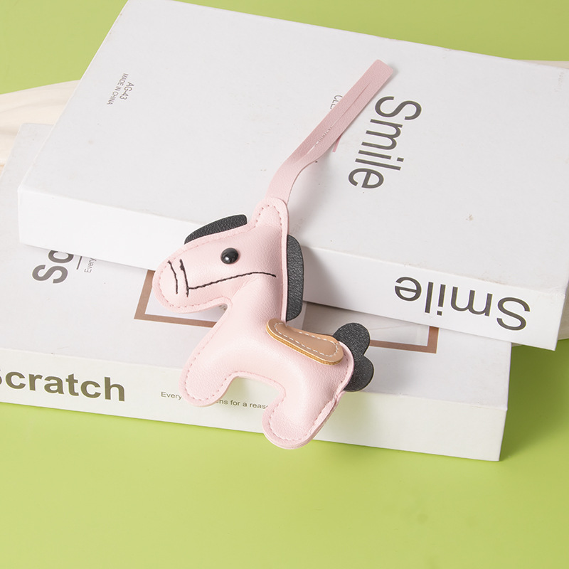 在庫あり馬年レザーポニーバッグペンダントすぐにお金ができます diy ジュエリーアクセサリー miu シリーズペンダントキーホルダーバッチ|undefined