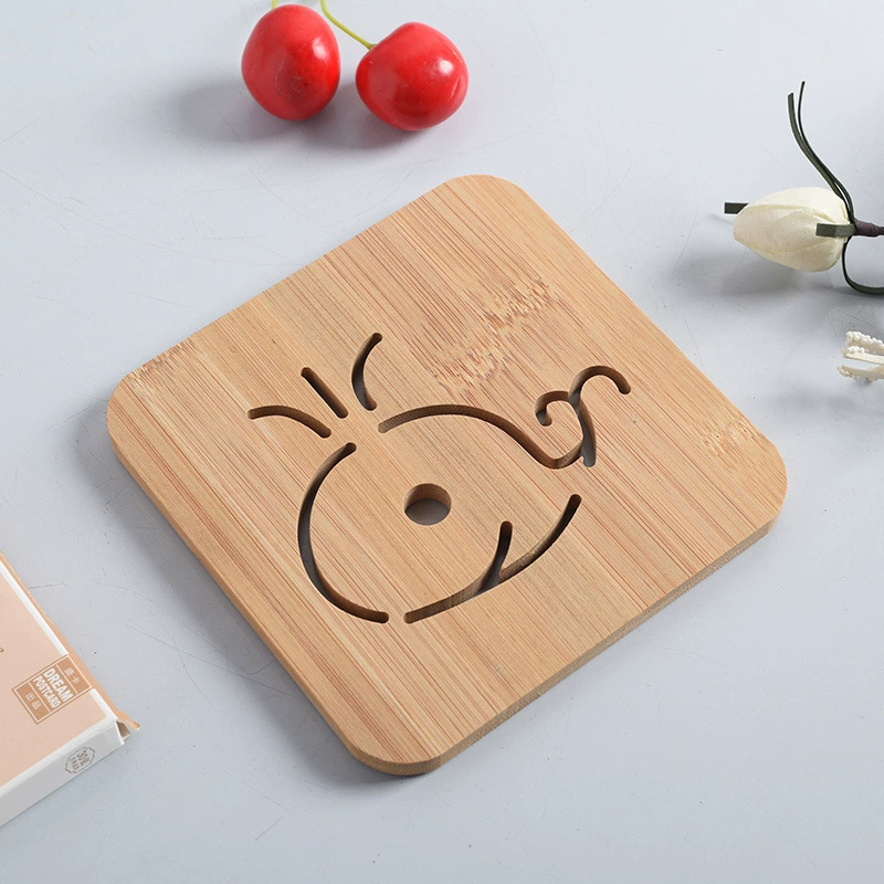 Бытовой обеденный стол Теплоизоляционный коврик Полый деревянный мультяшный обеденный стол Теплоизоляционный коврик Креативный милый чайный коврик Коврик для кухонной чаши
