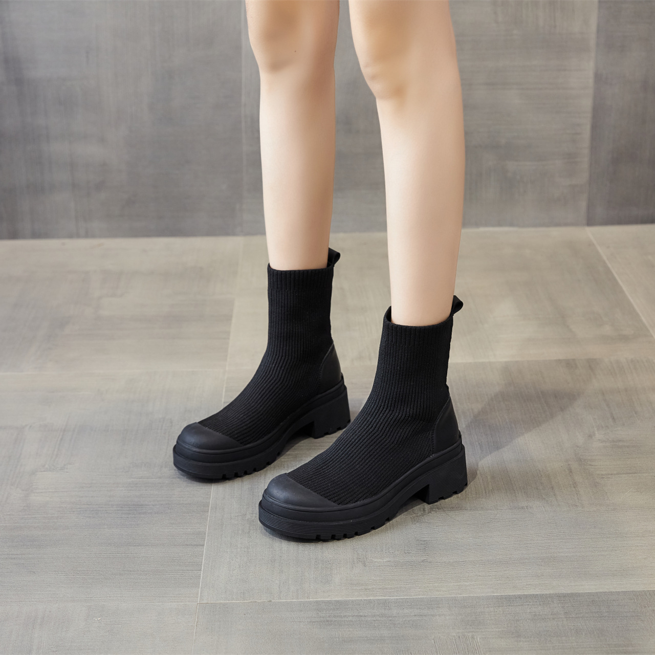 2025 Autumn New Martin Boots Women's Casual Fashion Women's Boots Thick Heel Short Boots Women's Plaid Sock Boots Breathable Stretch Boots