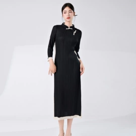 连衣裙;女式T恤;时尚休闲套装