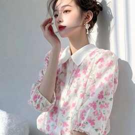 2026开春小众穿搭漂亮小衫高级感轻奢减龄洋气粉色印花雪纺衬衫女