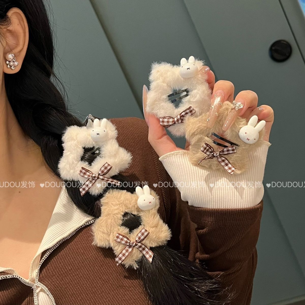 Autumn and Winter Miffy Rabbit Furry Sweet Plaid Bow Hairpin Girl Plush Star Bangs Bb Five-Pointed Star