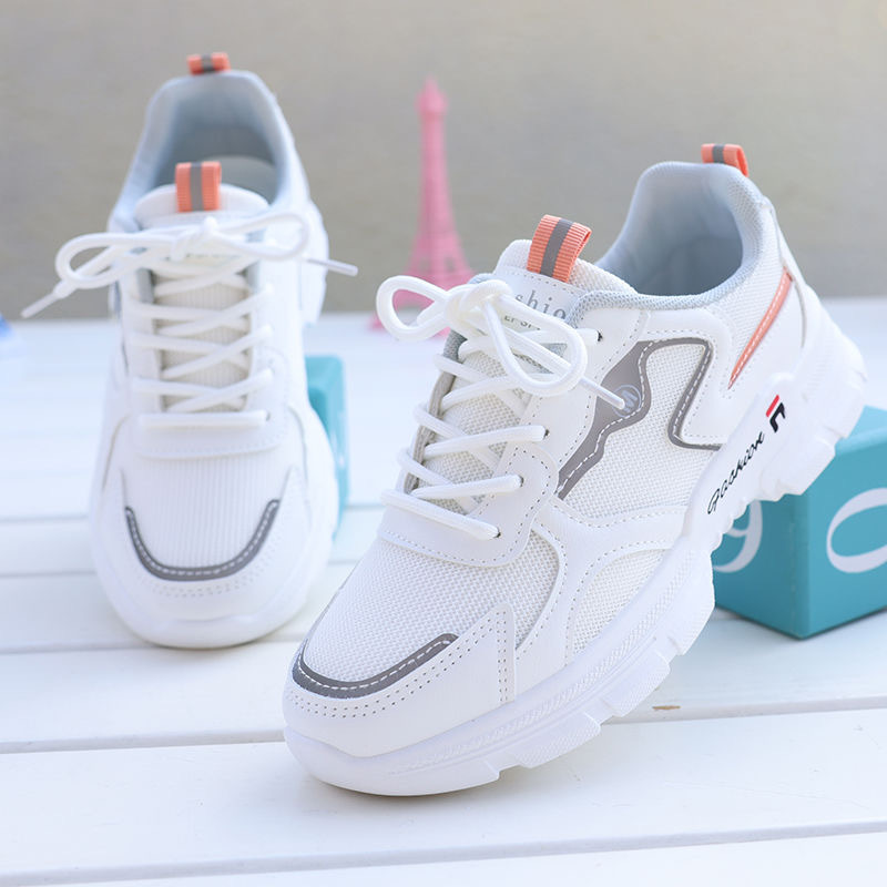 2025 verano nuevas zapatillas deportivas huecas para mujeres transpirables estilo coreano zapatos casuales de malla zapatos de papá zapatos pequeños zapatos blancos