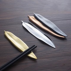 日本式創意箸立て個性ホテル家庭用箸枕スプーン食器箸立て柳葉設計理念