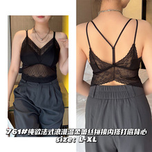 ������ʽ��˿ƴ�ӿ�������������Ů�ո����ڴ��⴩һ��ʽĨ������