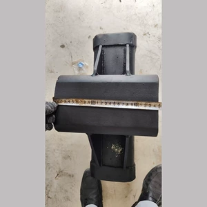 Bus tow truck tire support cylinder, coach trailer tire support fork, road rescue tow truck heavy-duty tire support bracket