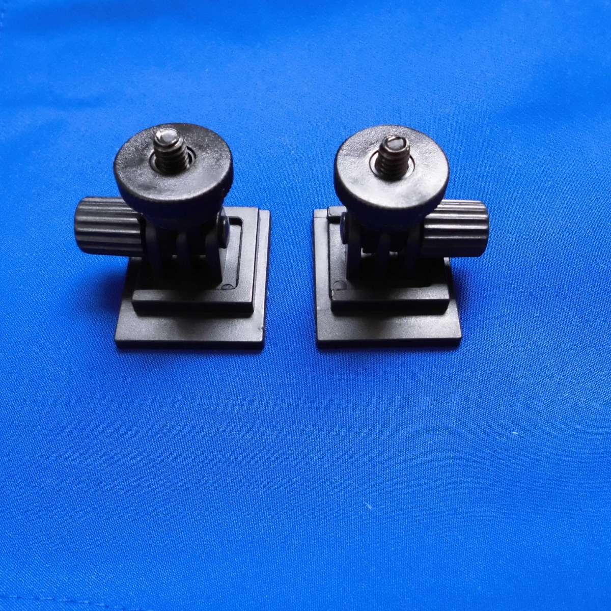 2 en 1-cabeza de tornillo de viscosa de doble cara (diámetro 6mm) soporte del tacógrafo