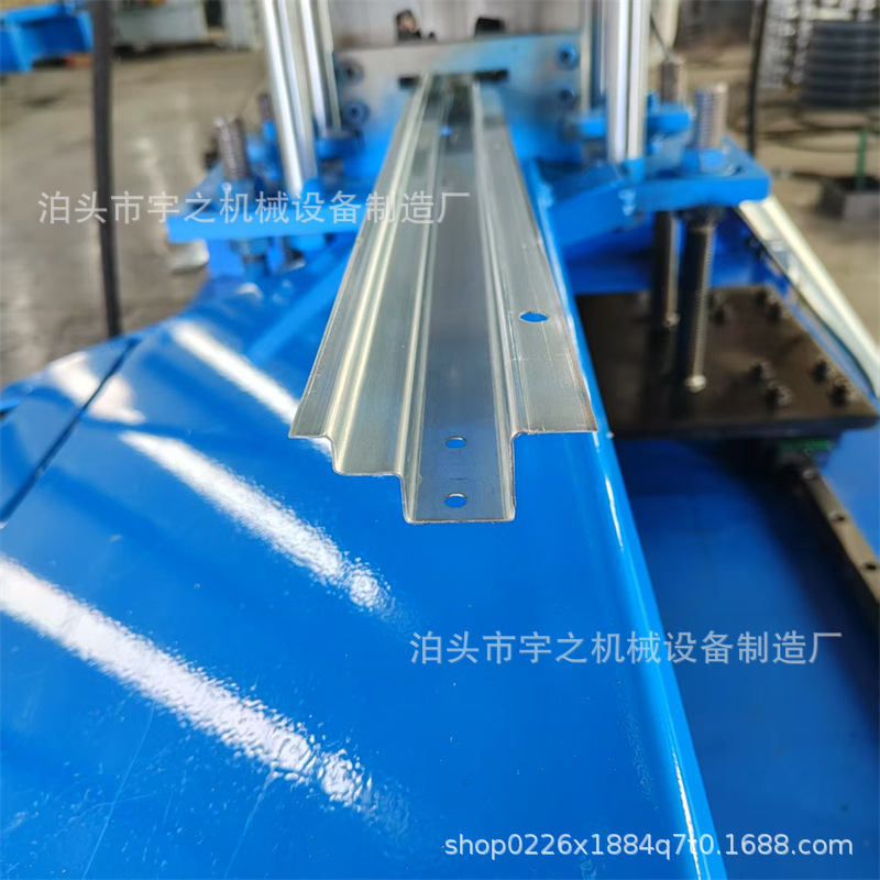 工具房侧梁设备4_副本