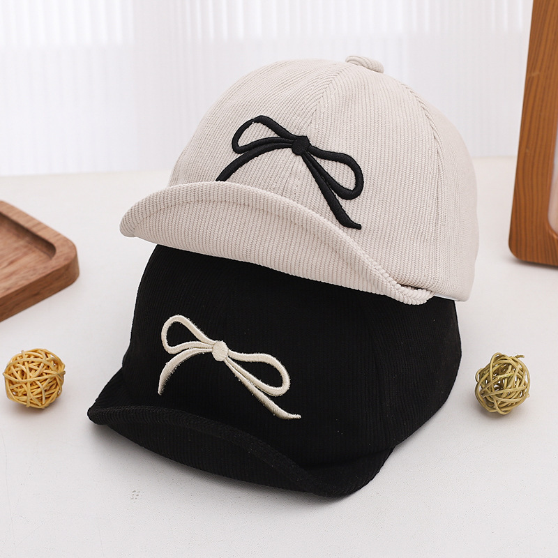 Sombreros para bebés otoño y invierno dulce arco gorra de pato gorra princesa velcro sombrero de béisbol de borde suave