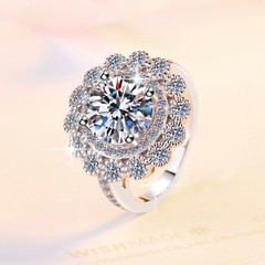 ヨーロッパとアメリカのライト高級モアッサナイトリング 925 スターリングシルバーメッキ pt950 ファッション誇張フラワーヘッドリング卸売クロスボーダースポット