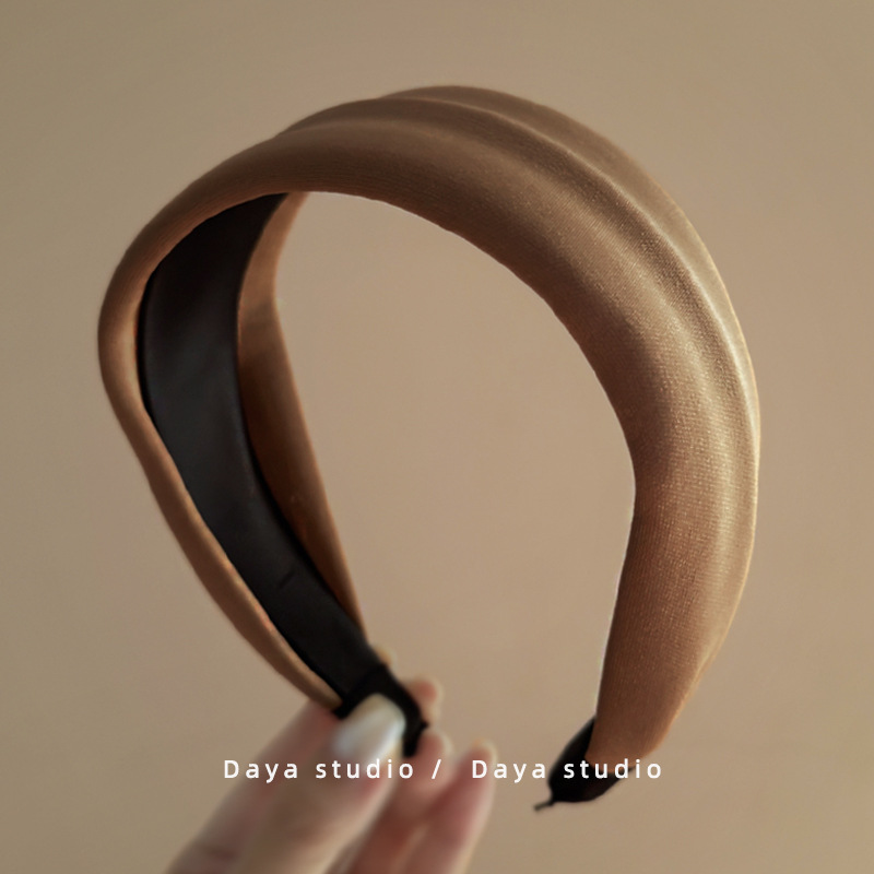 Brown high headband