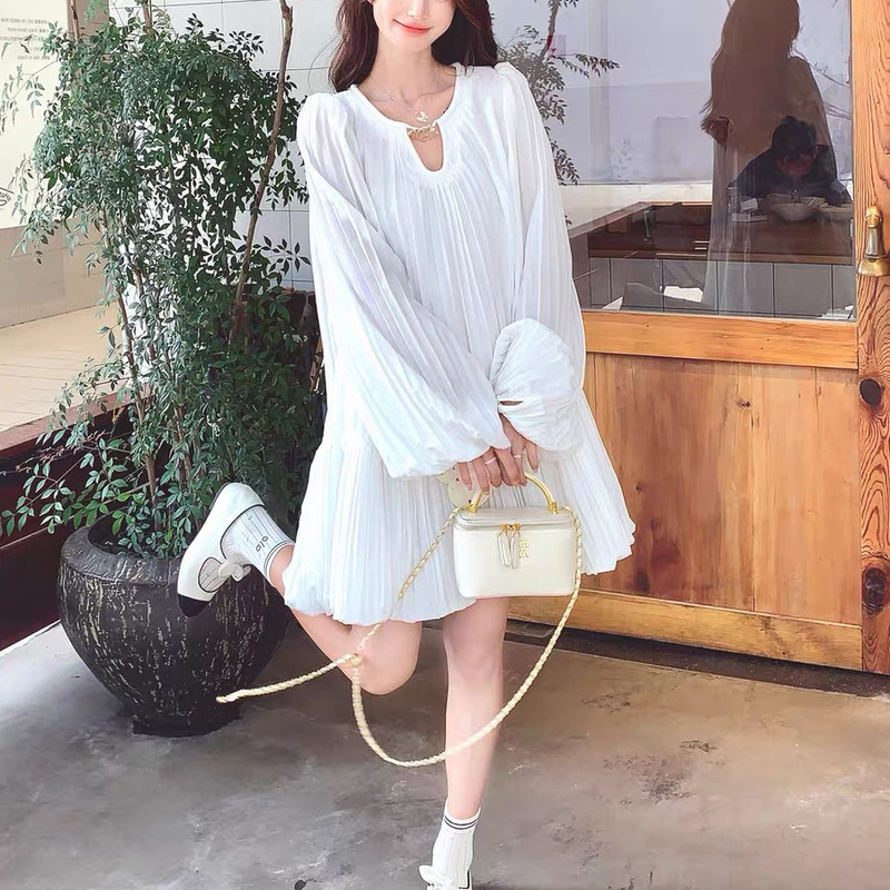 Elegant V-Neck White Chiffon Skirt, Bud Skirt, Princess Skirt, Women's Summer Season Design Waist Pleated Dress Elegant V-Neck White Chiffon Skirt, Bud Skirt, Princess Skirt, Women's Summer Season Design Waist Pleated Dress