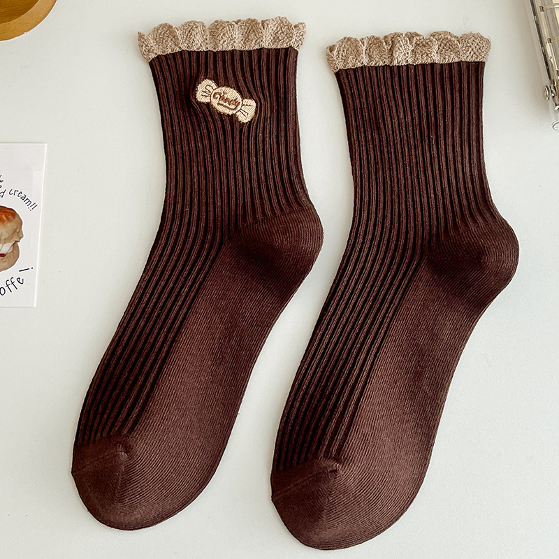 Medias de calcetines de mujer curry serie de dibujos animados bordados encaje cuatro estaciones verano y otoño nuevo estilo encantador japonés retro en la tendencia