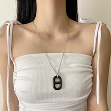 2025春秋新款复古猪鼻子乌木项链长款链条吊坠毛衣链女款卫衣配饰
