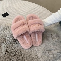 韓国製モコモコスリッパ レディース 外履き 2024秋冬 ファッション 文字刺繍 厚底 フラットソール 綿スリッパ 秋冬 暖かい