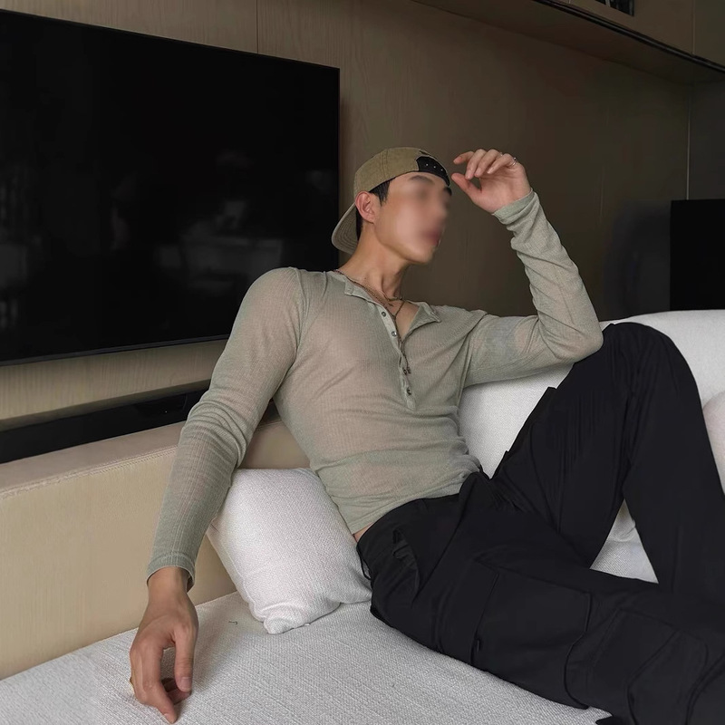 Emerald Green Deep V-Neck See-Through Long-Sleeved T-Shirt for Men, Ascetic Slim-Fitting Gauze Blouse, Lazy Inner Henry Collar Top Emerald Green Deep V-Neck See-Through Long-Sleeved T-Shirt for Men, Ascetic Slim-Fitting Gauze Blouse, Lazy Inner Henry Collar Top